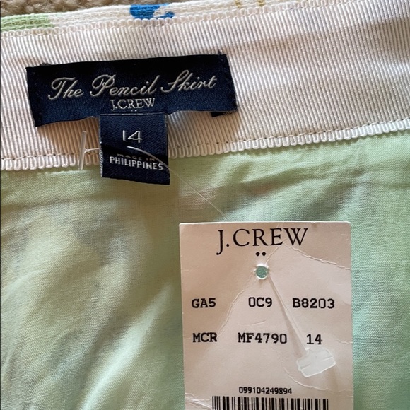 J. Crew Floral Pencil Skirt - Picture 3 of 3